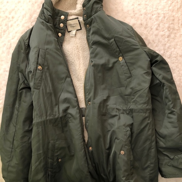 Forever 21 shiny raincoat - Picture 3 of 3